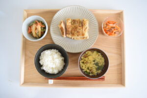 「自前厨房」を始めました